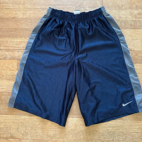 Nike navy gray athletic shorts size extra large XL b28 - Picture 4 of 4